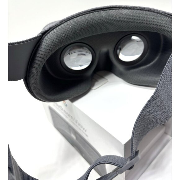 Google Daydream View VR Headset Only *No Remote* Virtual Reality Headset READ! - Picture 8 of 11